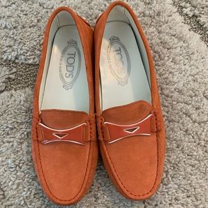 Tod’s Gommini Mascherina Smaltato Suede Loafer